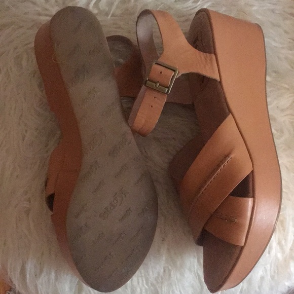 Korks by Kork-ease platform sandals tan buckle - Picture 3 of 4